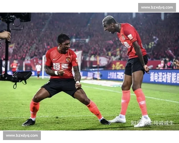 亚冠焦点战广州恒大对阵伊蒂哈德强强碰撞引爆期待全力争胜书写新篇章 亚冠焦点战广州恒大对阵伊蒂哈德强强碰撞引爆期待全力争胜书写新篇章